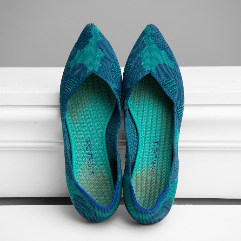 Rothys The Point Flats Sz 8 Teal Botanicamo Blue Floral Camo Minimalist Chic